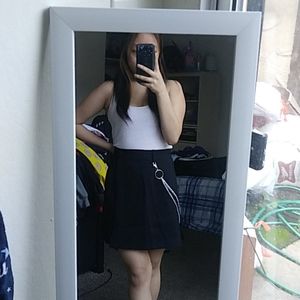 Skirt w/Chain